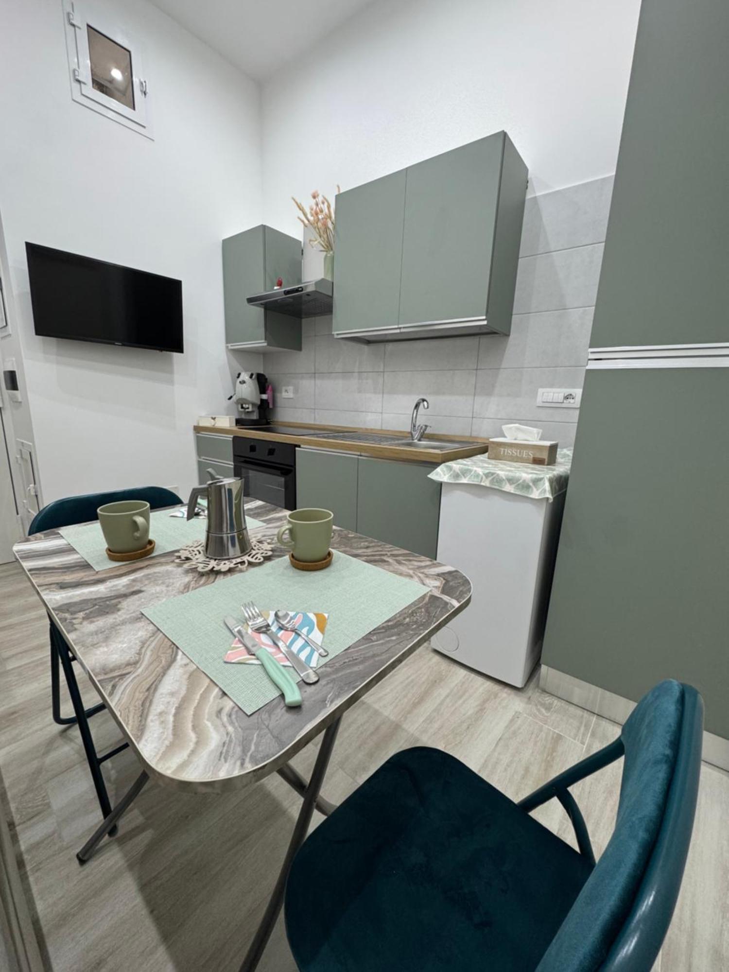 Isabel House Apartment